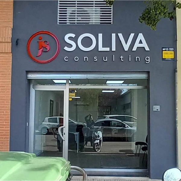 Fachada personalizada para el cliente Soliva Consulting
