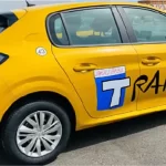 RB Rotulación de Vehículo de color amarillo Transit